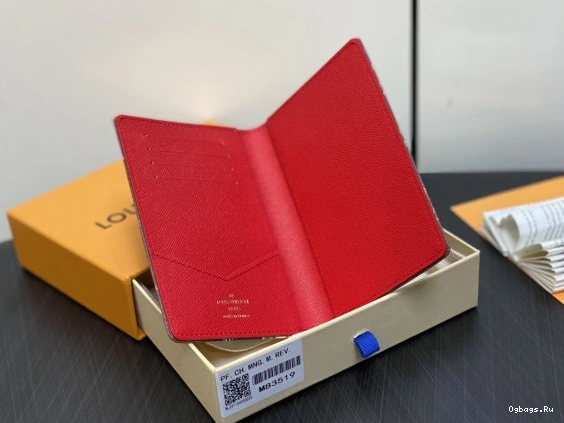 Vuitton COVER-10*14*2.5CM PASSPORT Louis 0401